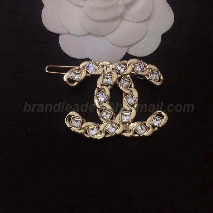 Chanel Brooch 18